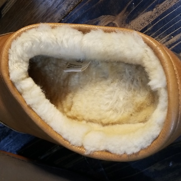 Cabelas leather and genuine shearling mens slippers size 10 like new condition - Picture 4 of 10
